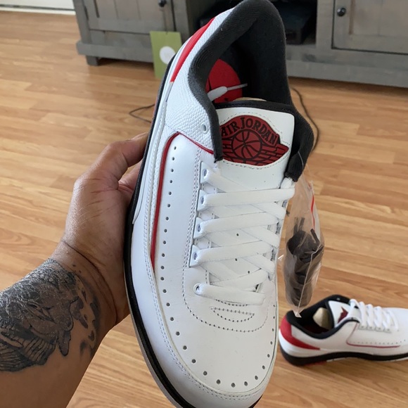 Air Jordan 2
